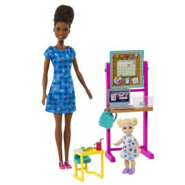Barbie - Careers Nurturing Playset DHB63